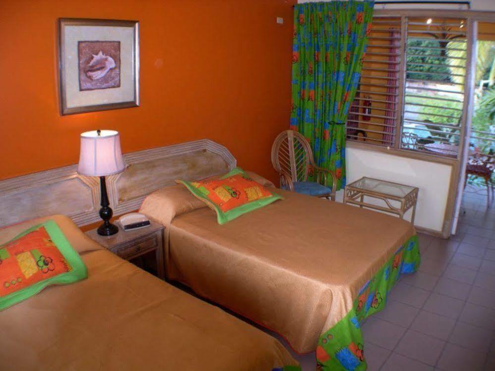 Enchanted Waters Tobago Buccoo 外观 照片